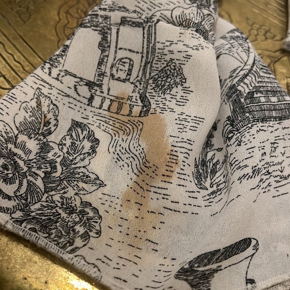 Ladies Apostrophe Ruffled Blouse. - Picture 7 of 7